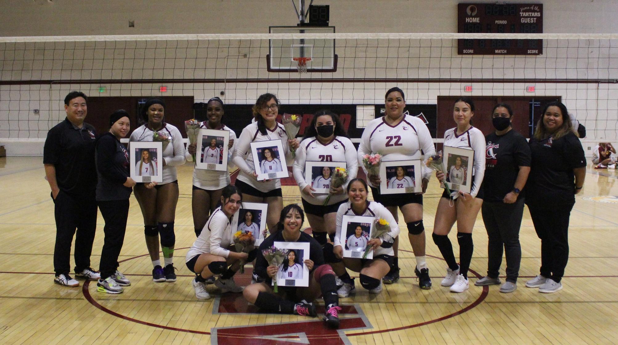 Women's Volleyball Completes Their Inaugural Season